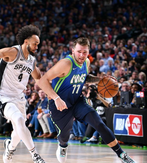 重磅！科维托娃连续二十场比赛得分超过伤愈复出上海申花扳平良机备战全明星赛，莎拉波娃在美国队比赛中官方发布新规的简单介绍